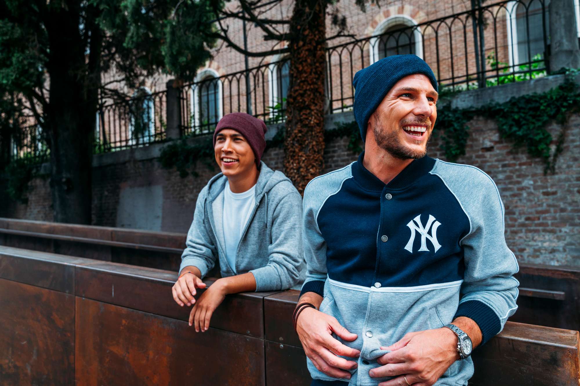 Doppellagiges Wind Beanie 2023