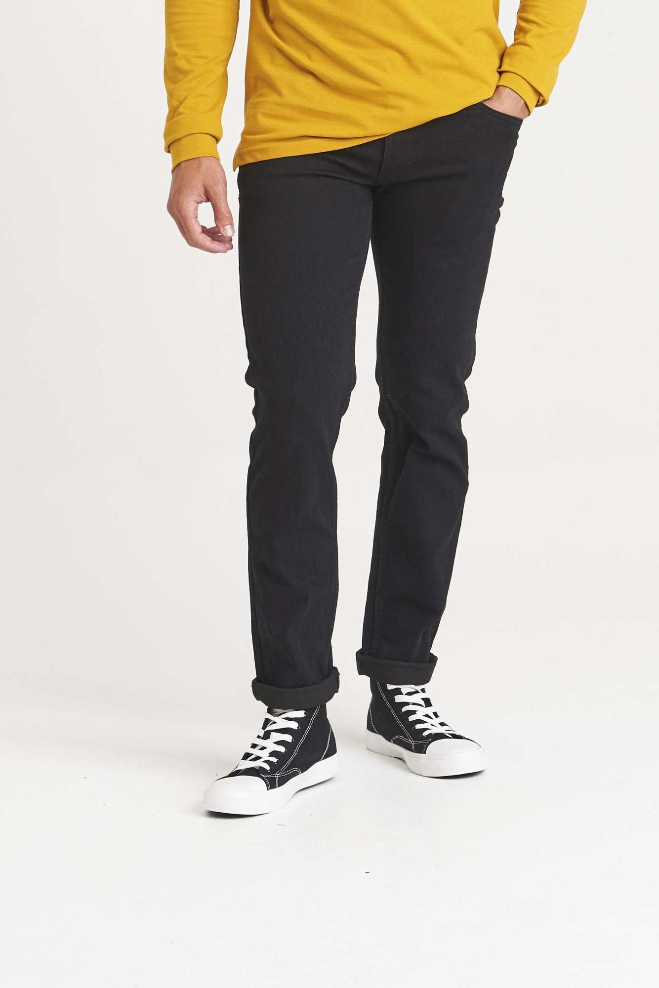 Leo Straight Jeans mit 5-Taschen-Design