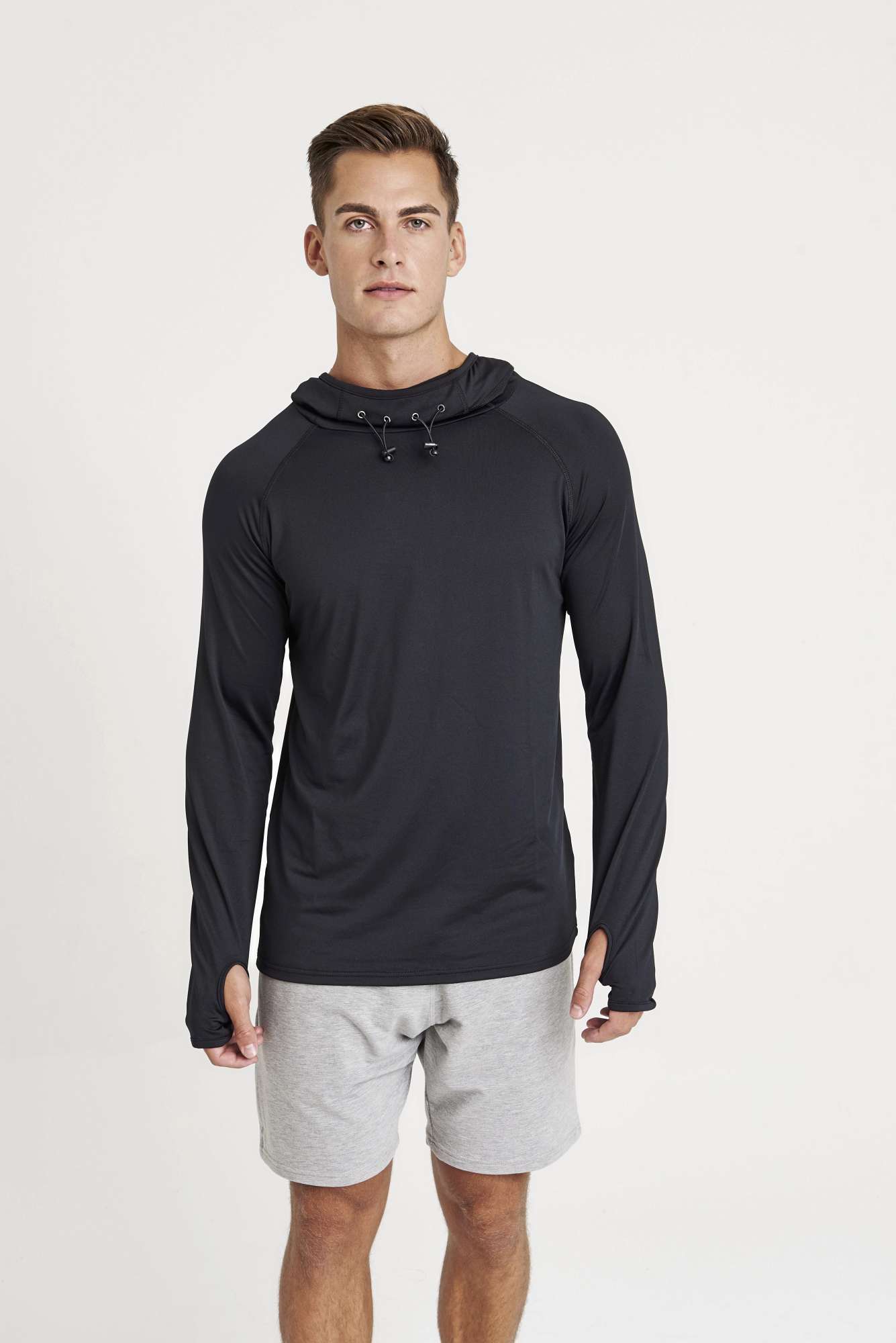Langarm Sportshirt mit Mönchskapuze