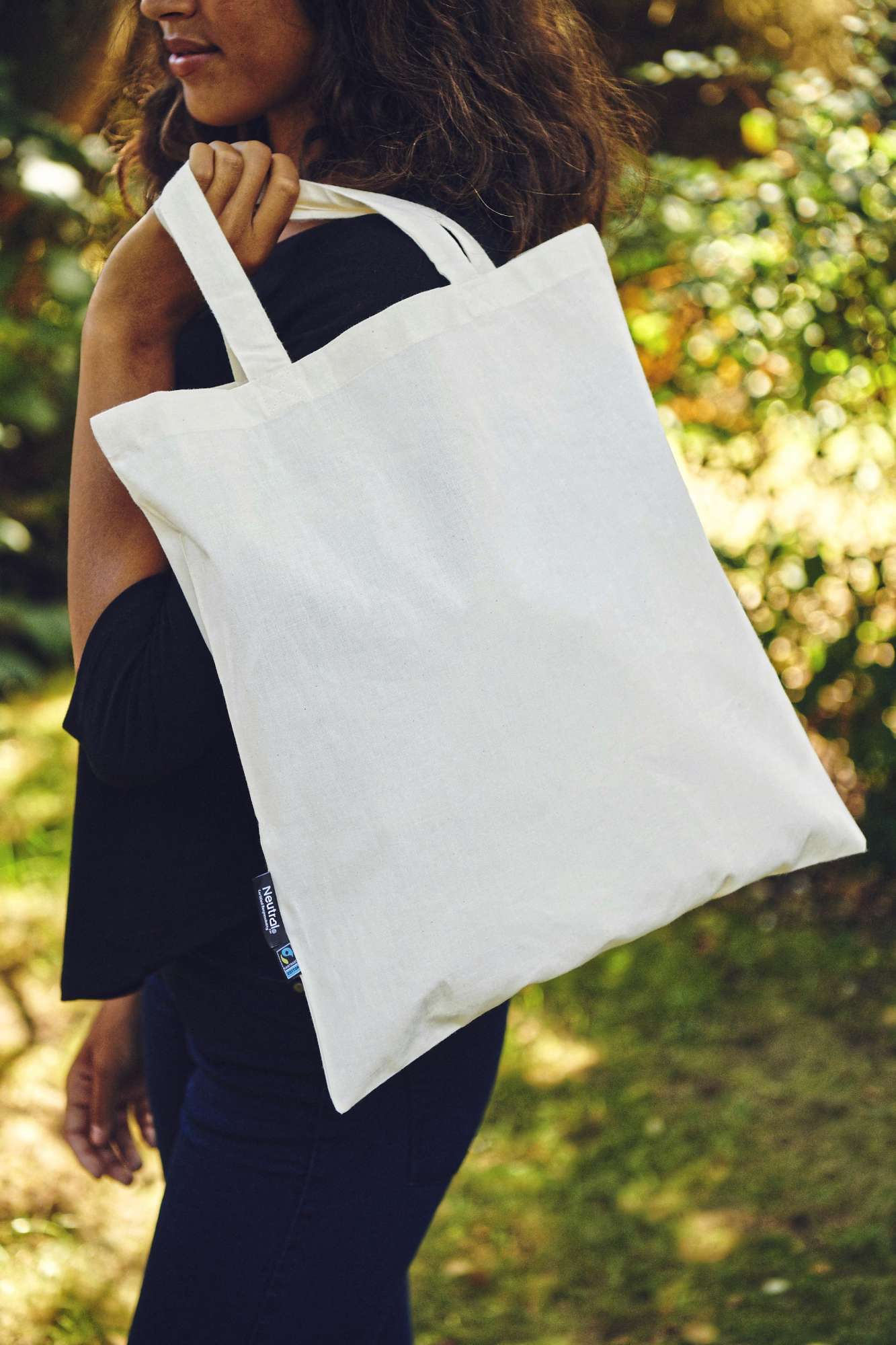 Neutral Fairtrade Baumwolltasche mit kurzen Henkeln, Navy 38 x 42 cm, NE90004