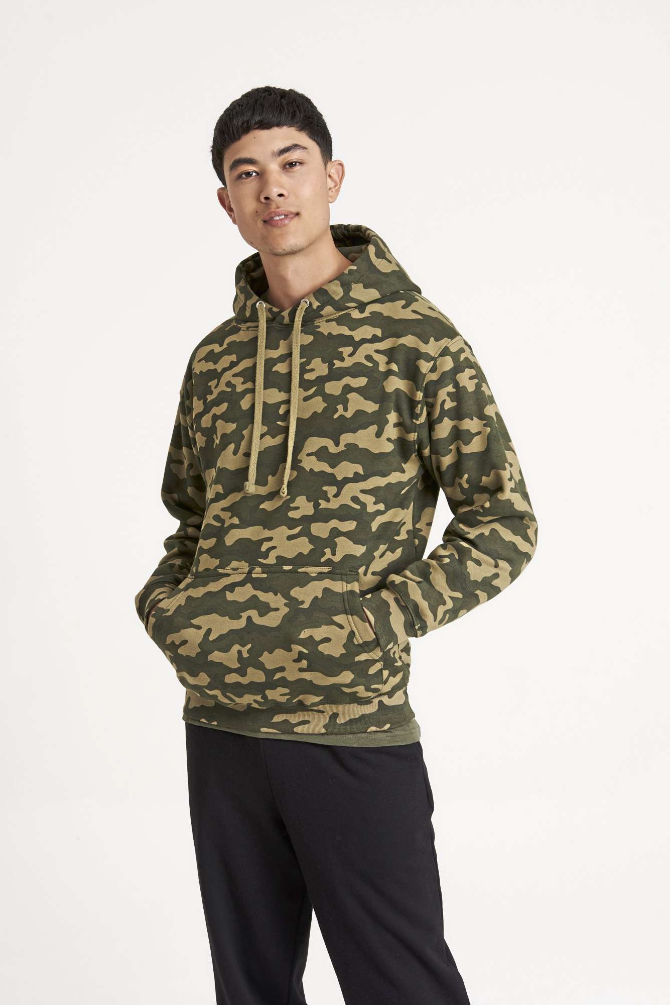 Camo Hoodie mit doppellagiger Kapuze