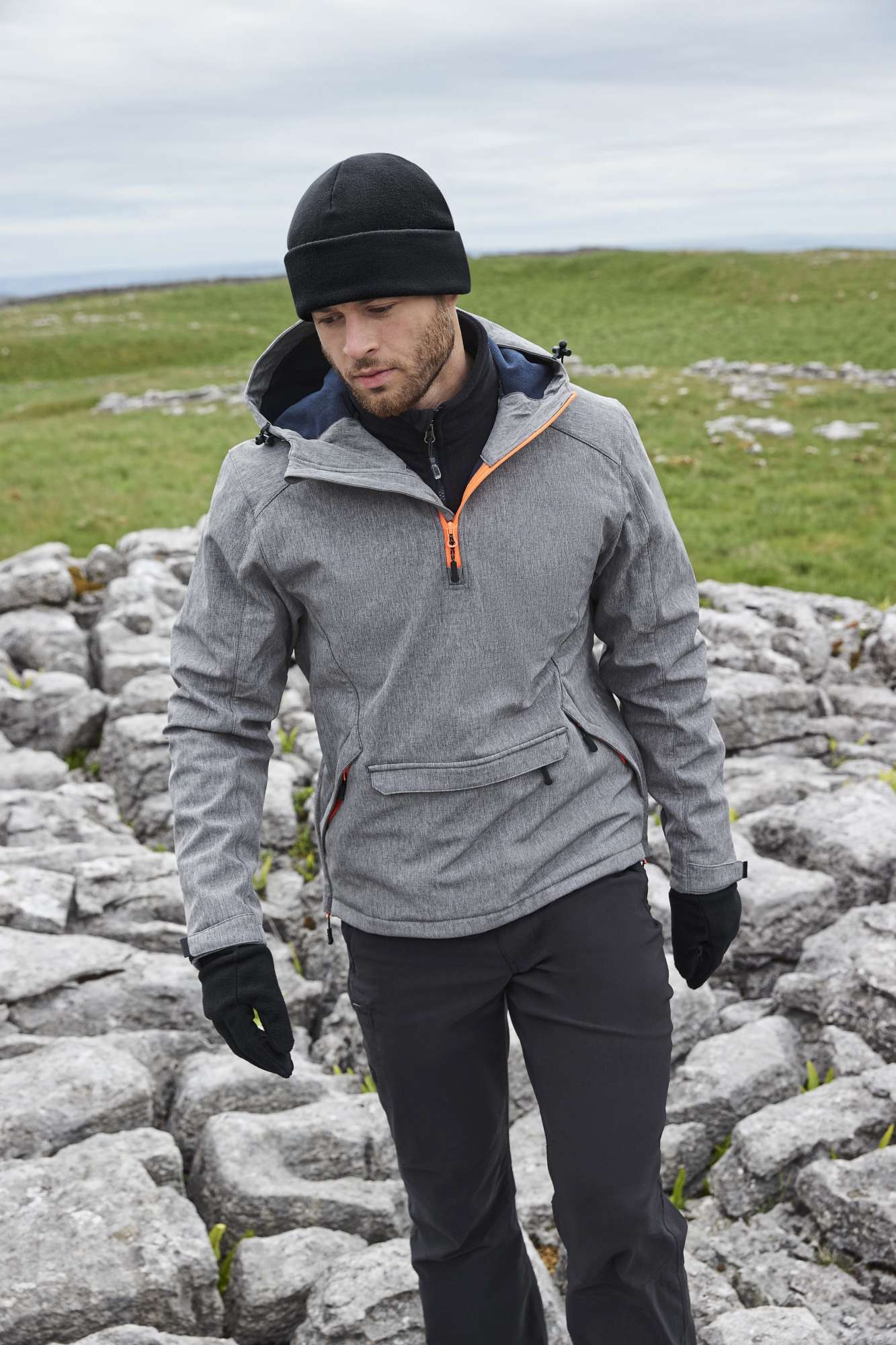 Recycelte Fleece Beanie mit Umschlag