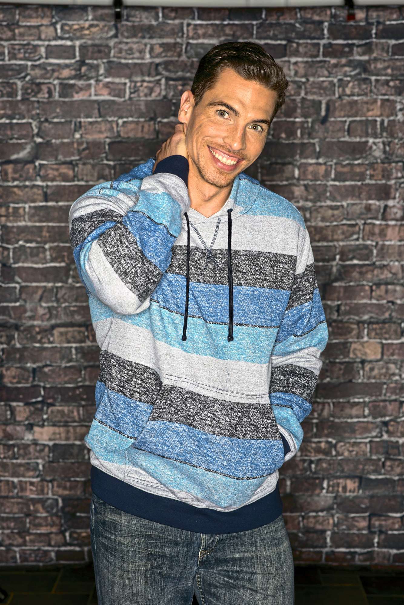 Burnside Gestreifter Marl-Pullover mit Kängurutaschen, Red - Black (Striped) S, BU8603