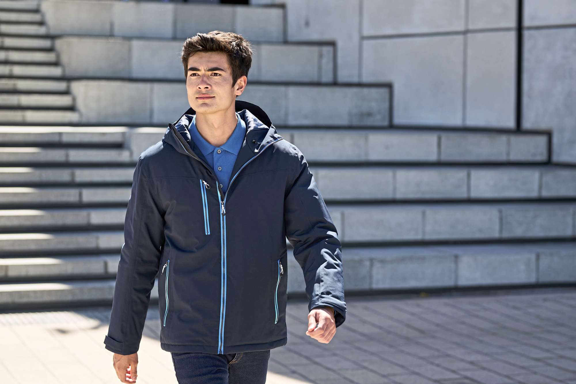 Wasserdichte Isolierjacke mit 4-Wege-Stretch