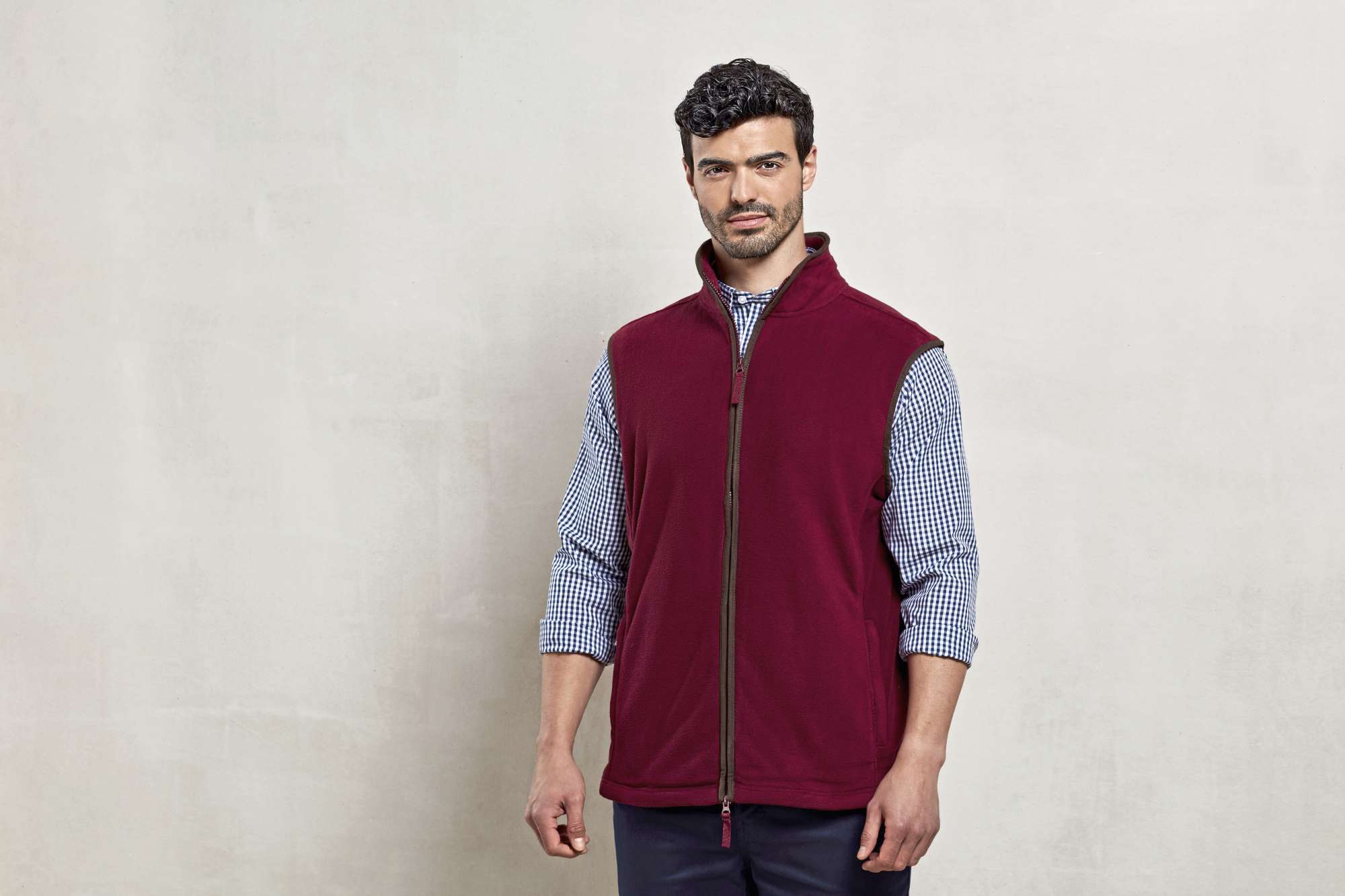 Premier Workwear Fleeceweste mit Kontraststreifen und Reißverschluss, Burgundy (ca. Pantone 209C)/Brown (ca. Pantone 4975C) XXL, PW803