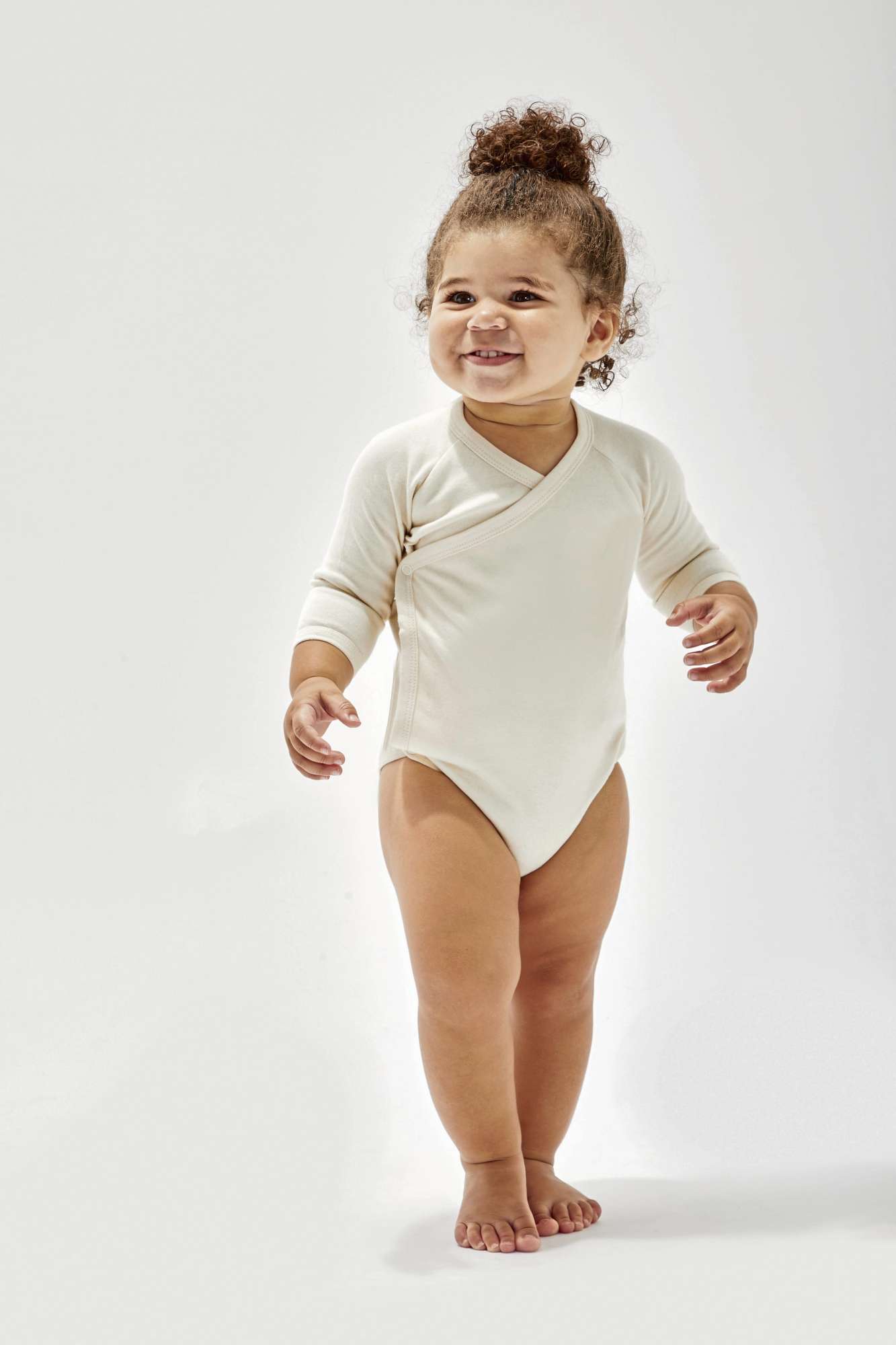 Babybugz Langarm Kimono-Bodysuit aus Bio-Baumwolle, Black 6-12 Monate, BZ60