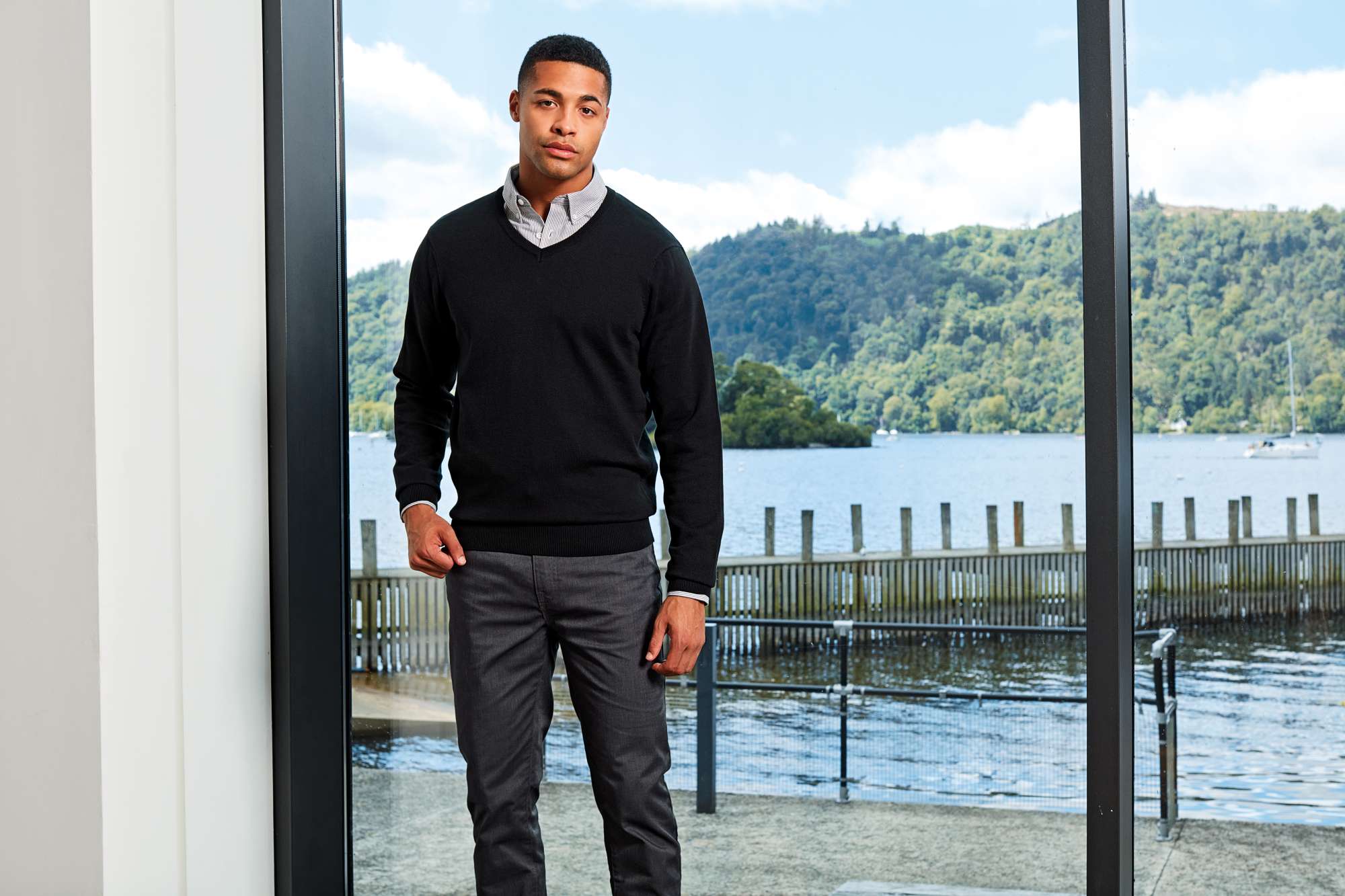 V-Ausschnitt Strickpullover 12-Gauge für Herren