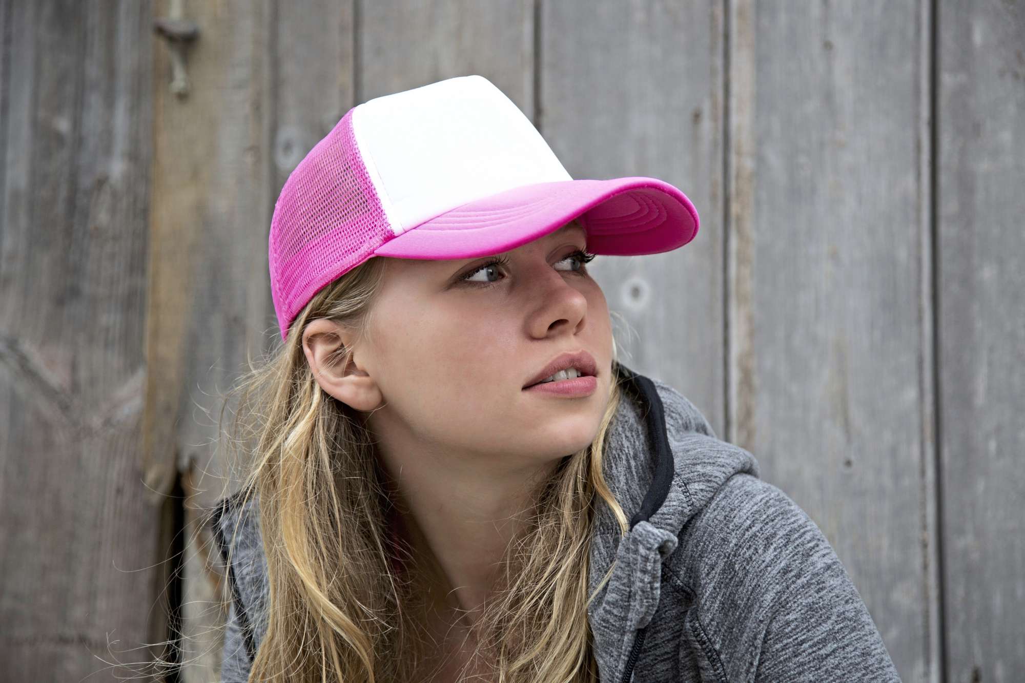 Result Headwear Detroit ½ Mesh Trucker Cap, Snapback, Black/White One Size, RH089
